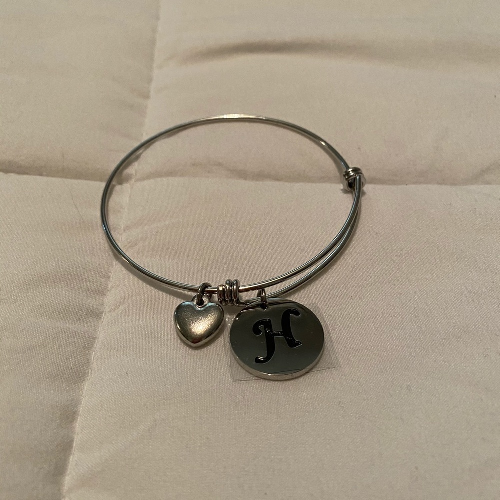 Women’s bracelet
